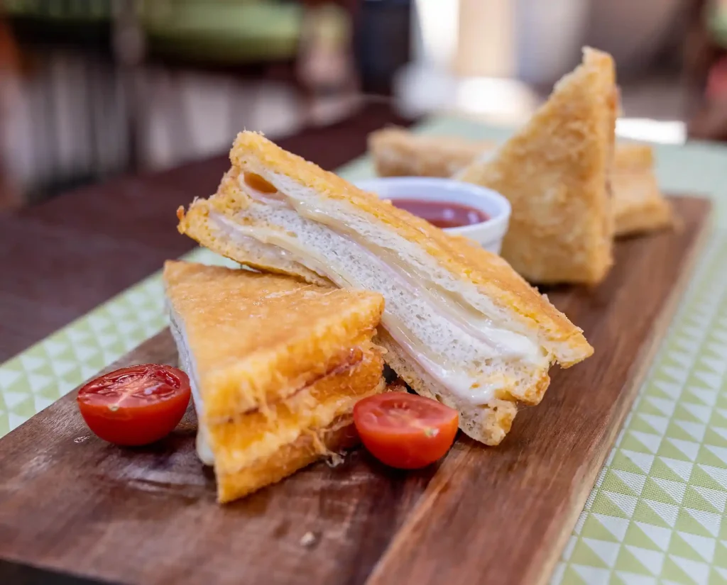 Tost sendvič